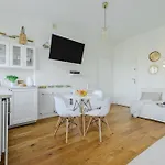 Shortstaypoland Plac Mirowski * Varsóvia