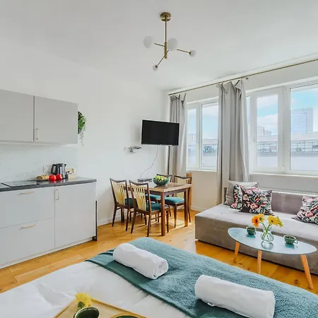 Shortstaypoland Plac Mirowski *