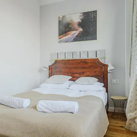 아파트 Shortstaypoland Plac Mirowski *