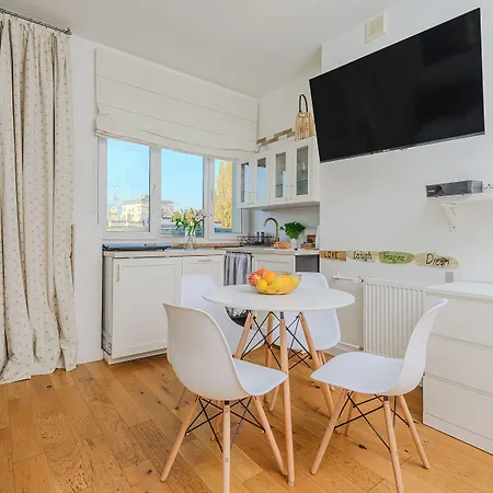 Shortstaypoland Plac Mirowski Apartamento