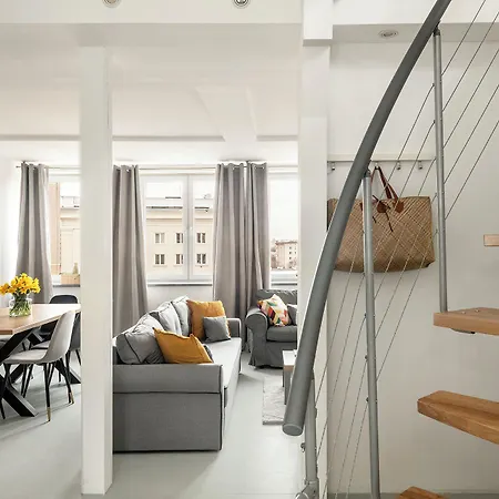 Shortstaypoland Plac Mirowski