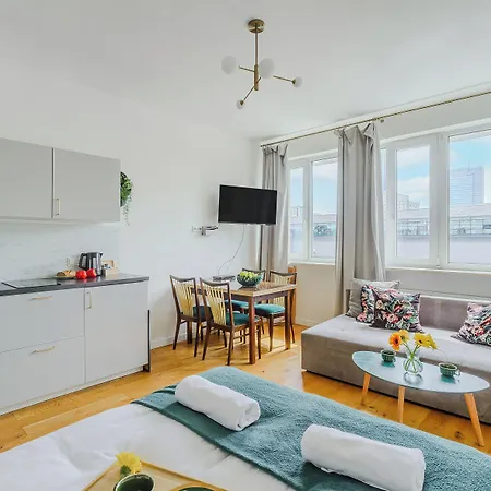 Shortstaypoland Plac Mirowski 아파트