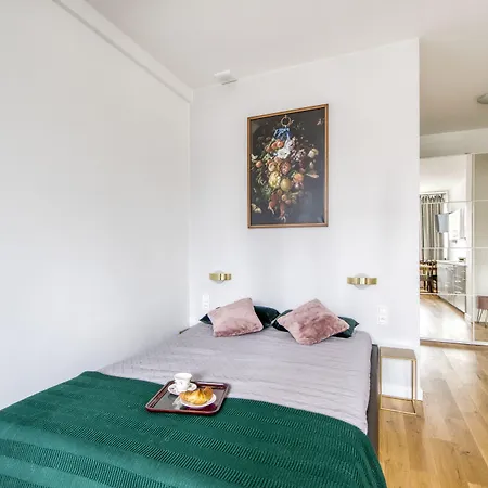 Shortstaypoland Plac Mirowski