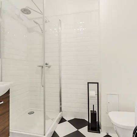 Shortstaypoland Plac Mirowski