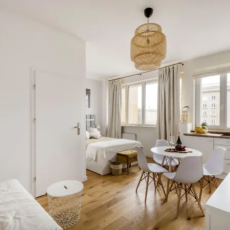 Shortstaypoland Plac Mirowski