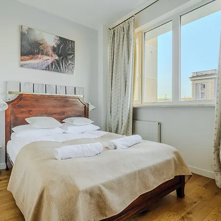 Shortstaypoland Plac Mirowski *